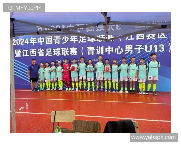 足球星新引领绿茵风潮展现年轻力量点燃激情梦想